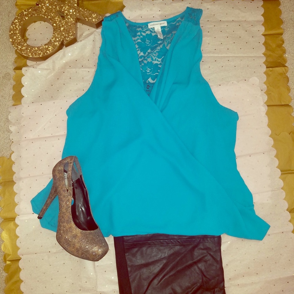 Turquoise blouse